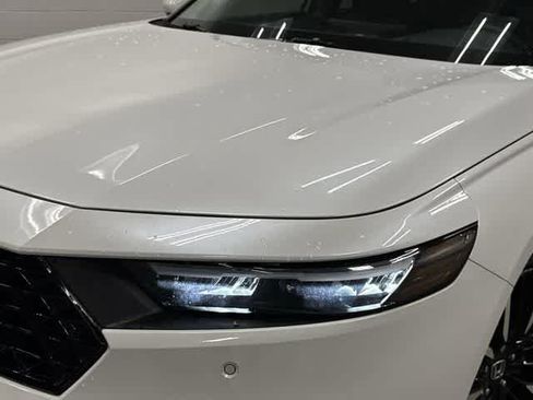 Used 2025 Honda Accord Touring image 31