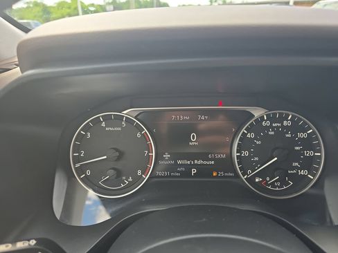 Used 2021 Nissan Rogue SV AWD/4WD image 25