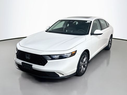Used 2024 Honda Accord EX image 4