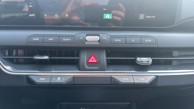New 2026 Kia K4 EX FWD image 17