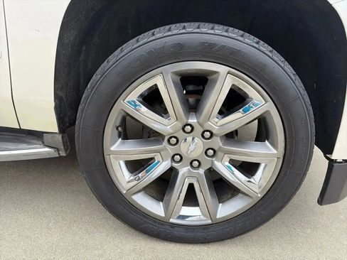 Used 2015 Chevrolet Tahoe LTZ RWD image 13