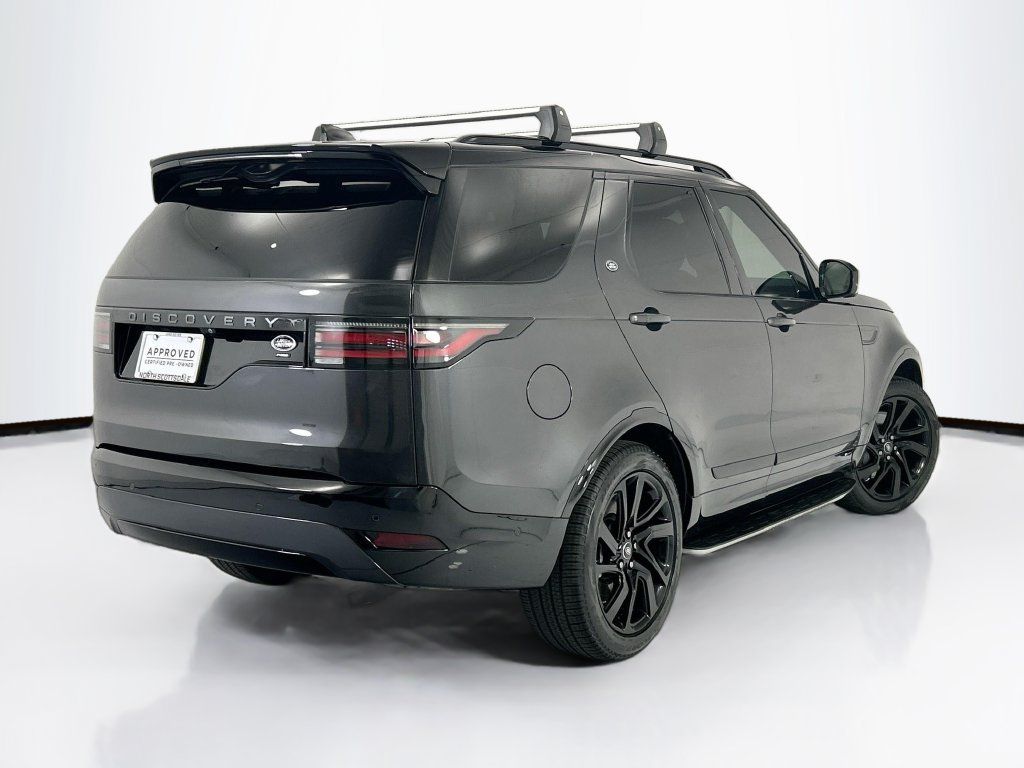 Used 2022 Land Rover Discovery HSE R-Dynamic AWD/4WD image 5