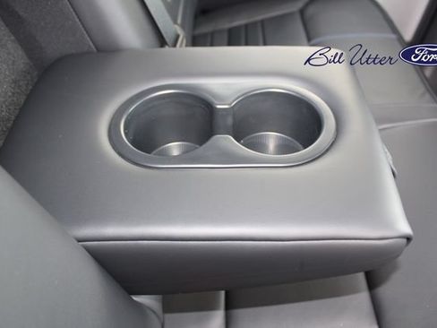 New 2026 Ford F250 Platinum AWD/4WD image 9