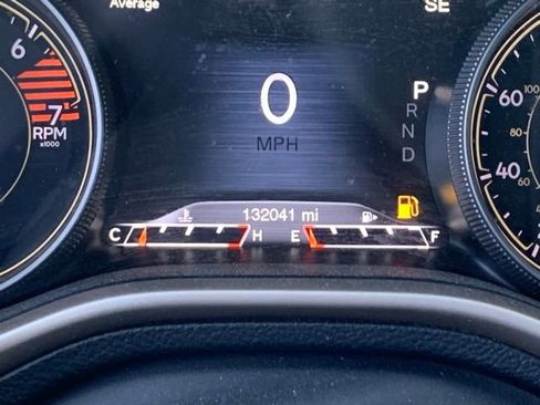 Used 2016 Jeep Cherokee Limited AWD/4WD image 11