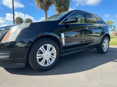 Used 2012 Cadillac SRX Luxury image 5