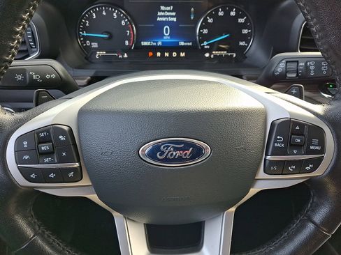 Used 2021 Ford Explorer Limited w/ Equipment Group 301A image 22