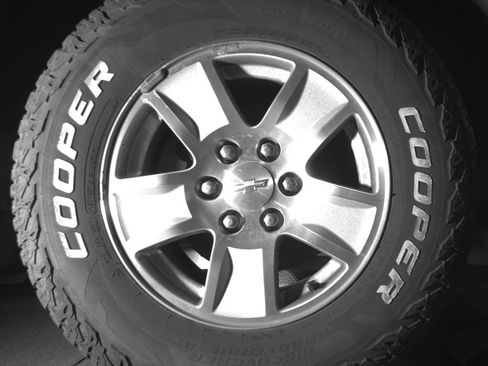 Used 2018 Chevrolet Silverado 1500 LT w/ All Star Edition AWD/4WD image 10
