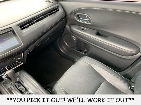 Used 2021 Honda HR-V EX-L image 28