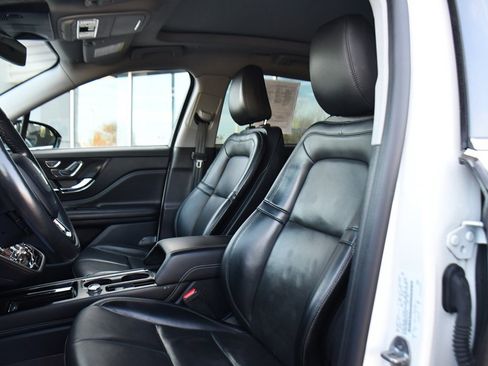 Used 2022 Lincoln Corsair Reserve w/ Elements Package image 13