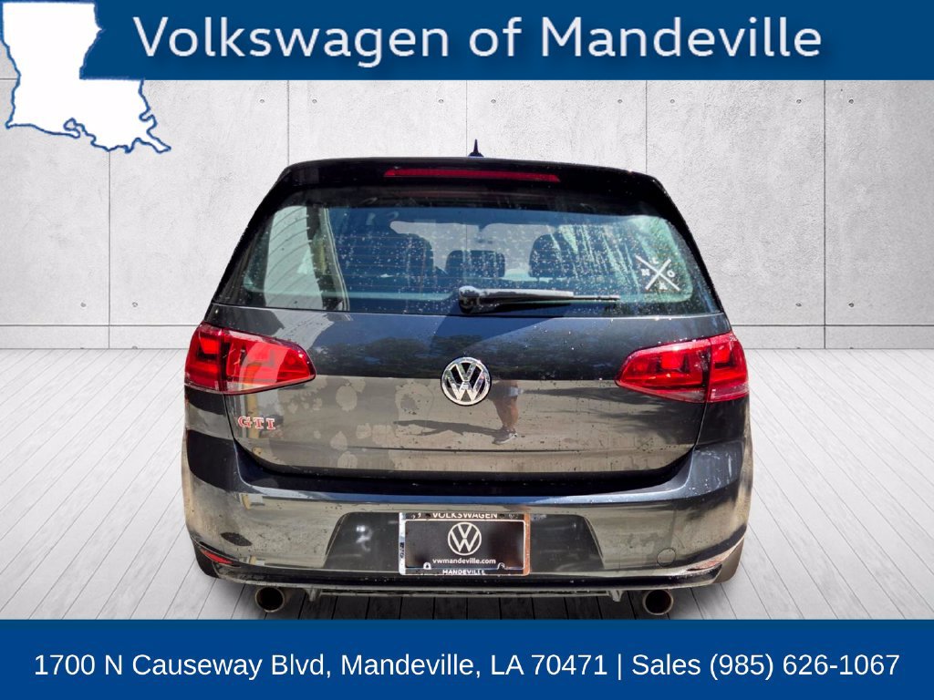 Used 2017 Volkswagen Golf 4-Door FWD image 4