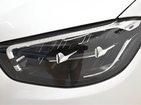 Used 2023 Mercedes-Benz E 350 4MATIC Sedan image 30