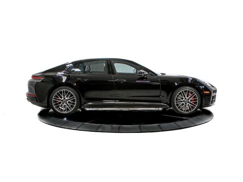 Certified 2025 Porsche Panamera Turbo AWD/4WD image 8