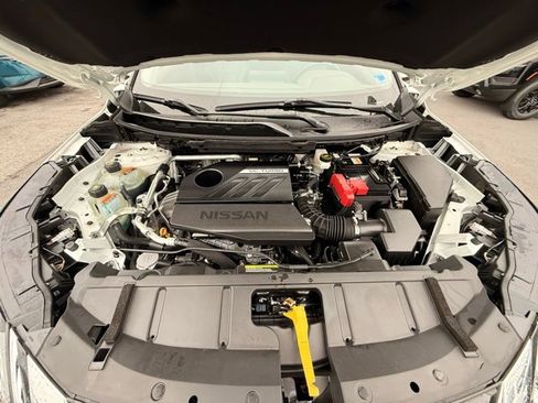 Certified 2023 Nissan Rogue SV image 12