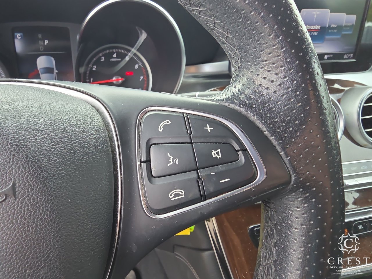 Used 2018 Mercedes-Benz GLC 300 4MATIC image 11