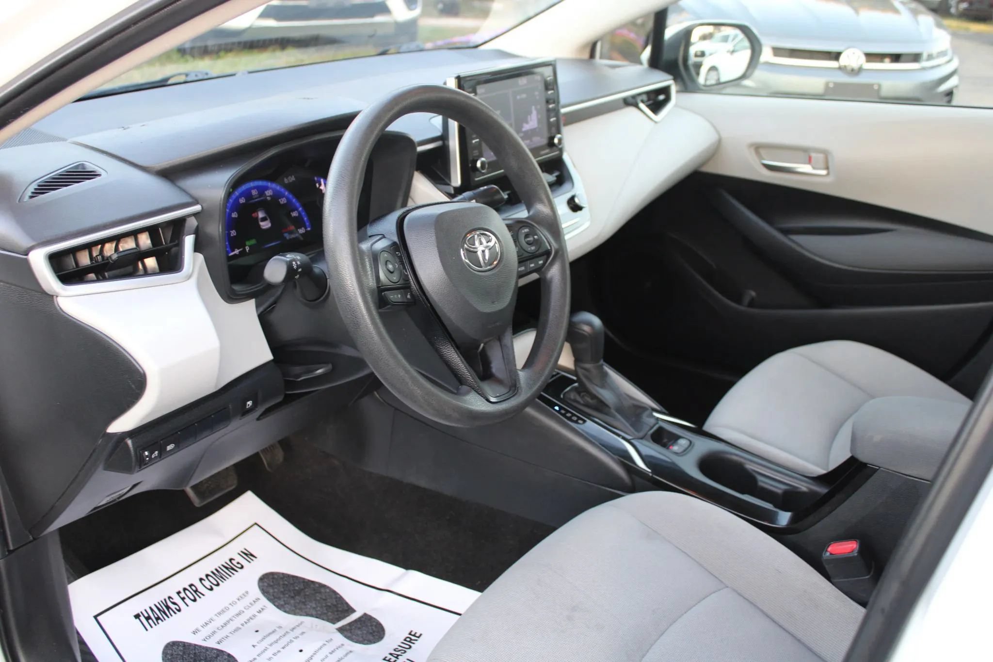 Used 2021 Toyota Corolla LE FWD image 22