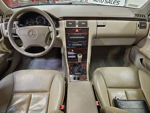 Used 1998 Mercedes-Benz E 320 Sedan image 23