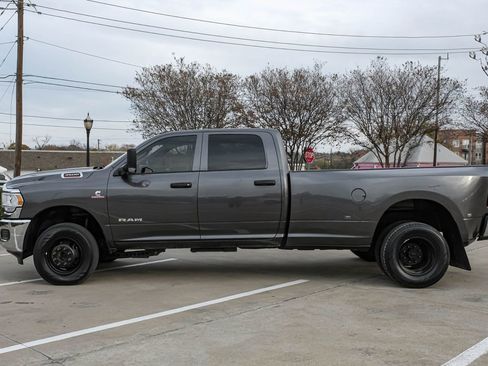Used 2021 RAM 3500 Tradesman image 15