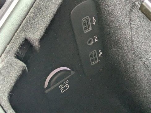 Used 2018 Dodge Challenger R/T Scat Pack image 27