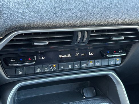 Certified 2025 MAZDA CX-70 3.3 Turbo w/ Premium Package image 20