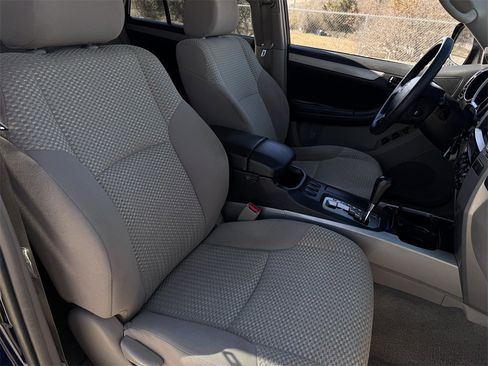 Used 2007 Toyota 4Runner SR5 image 24