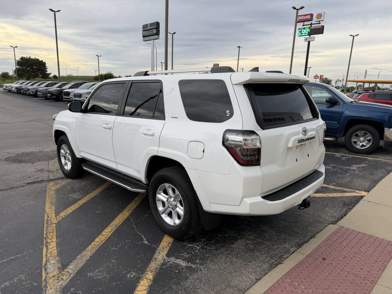 Used 2024 Toyota 4Runner SR5 AWD/4WD image 3