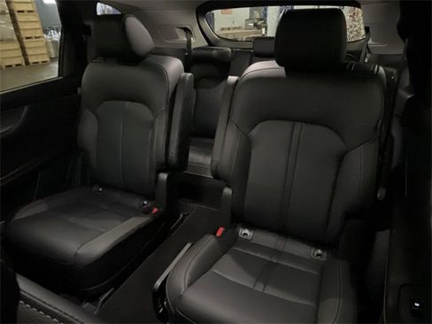 Used 2024 MAZDA CX-90 Plug-In Hybrid w/ Preferred image 28