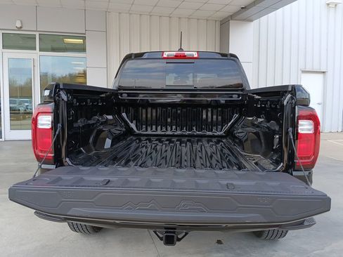 Used 2024 GMC Canyon Elevation w/ Convenience Package image 26