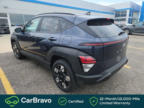Used 2024 Hyundai Kona SEL AWD/4WD image 2
