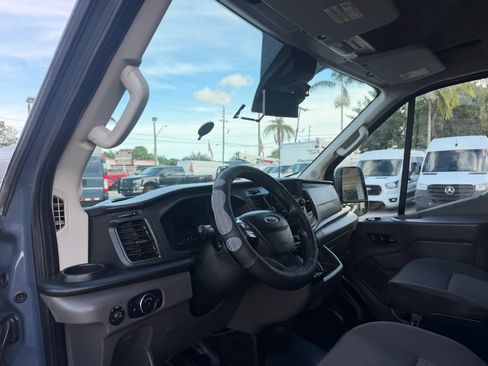 Used 2020 Ford Transit 250 148 High Roof Extended RWD image 12
