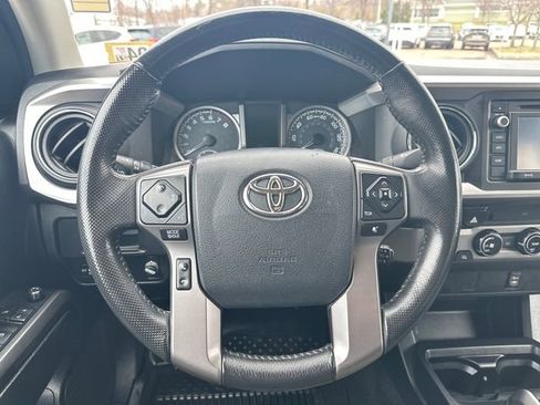 Used 2017 Toyota Tacoma SR5 w/ Tow Package image 13