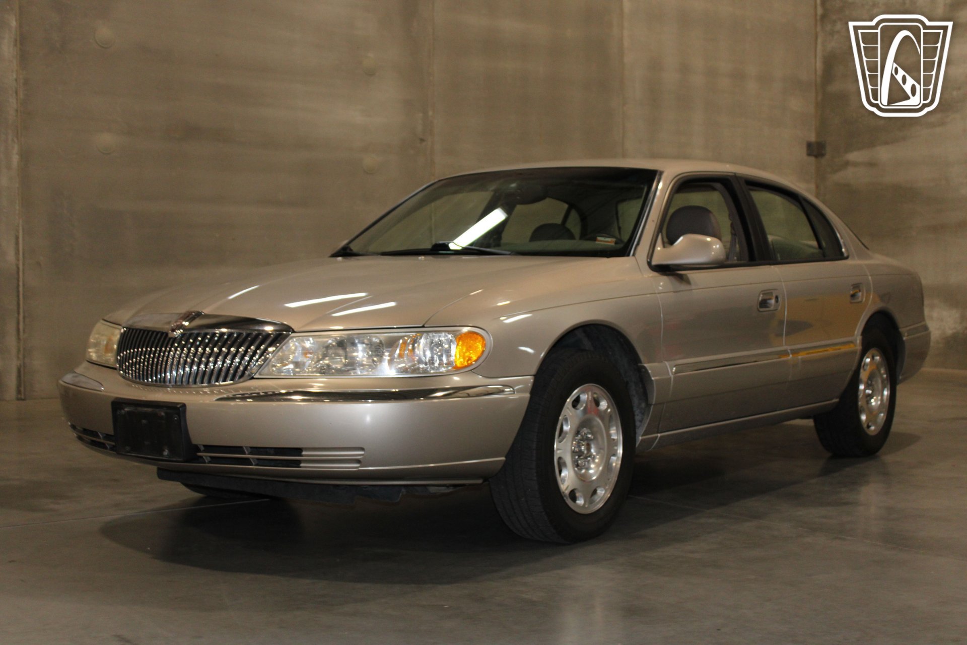 Used 1999 Lincoln Continental FWD image 17