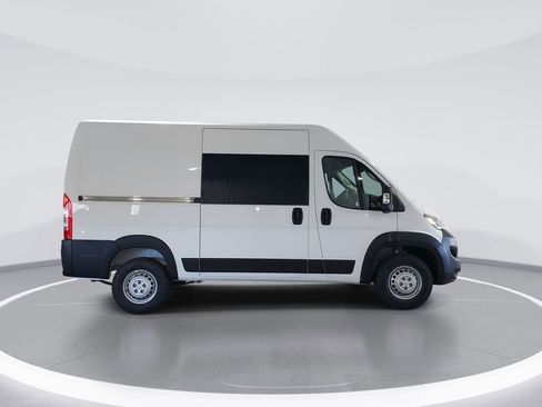 New 2026 RAM ProMaster 2500 w/ Premium Convenience Group image 9