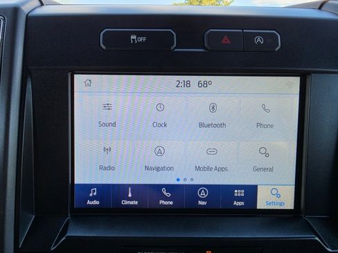 Used 2019 Ford F150 XLT w/ Equipment Group 302A Luxury AWD/4WD image 19