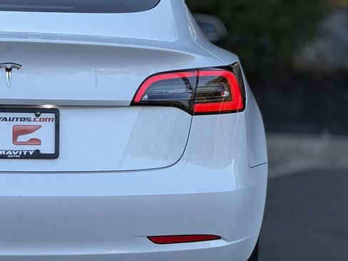 Used 2023 Tesla Model 3 Standard Range image 14