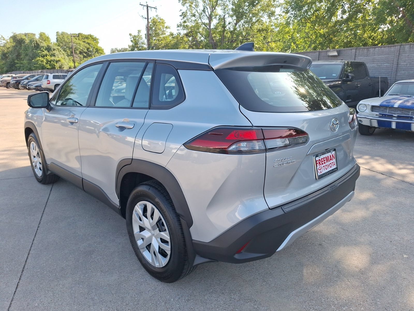 Used 2026 Toyota Corolla Cross L FWD image 4