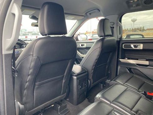Certified 2023 Ford Explorer XLT w/ Equipment Group 202A image 18