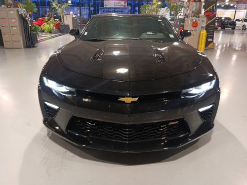 Used 2016 Chevrolet Camaro SS RWD image 4