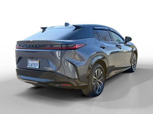 Used 2023 Lexus RZ 450e Premium image 5