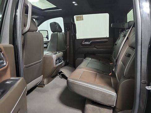 Used 2024 GMC Sierra 2500 Denali w/ Denali Reserve Package image 10