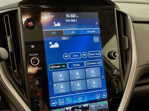 Used 2024 Subaru Crosstrek 2.0i Premium image 21