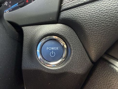 Used 2022 Toyota RAV4 XLE Premium AWD/4WD image 24