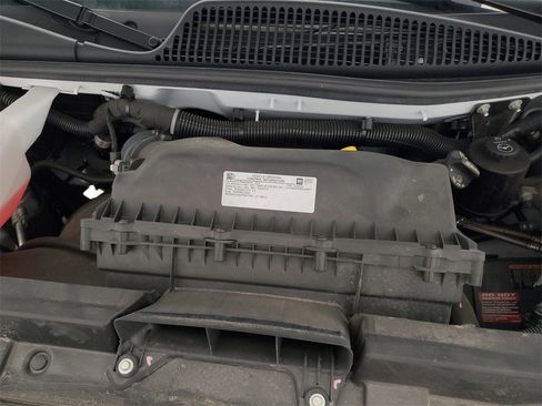 Used 2024 Chevrolet Express 2500 w/ Driver Convenience Package image 9