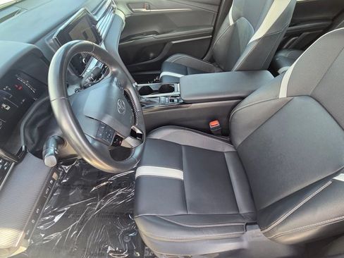 Certified 2025 Toyota Camry SE image 14