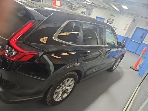 Used 2025 Honda CR-V EX image 13