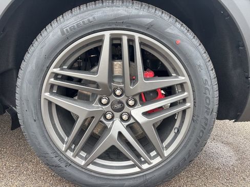 New 2026 Ford Explorer ST-Line w/ ST-Line Street Pack image 6