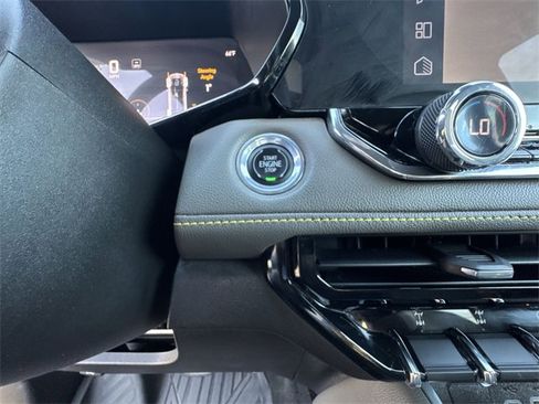 Certified 2023 Chevrolet Colorado ZR2 w/ ZR2 Convenience Package III image 18