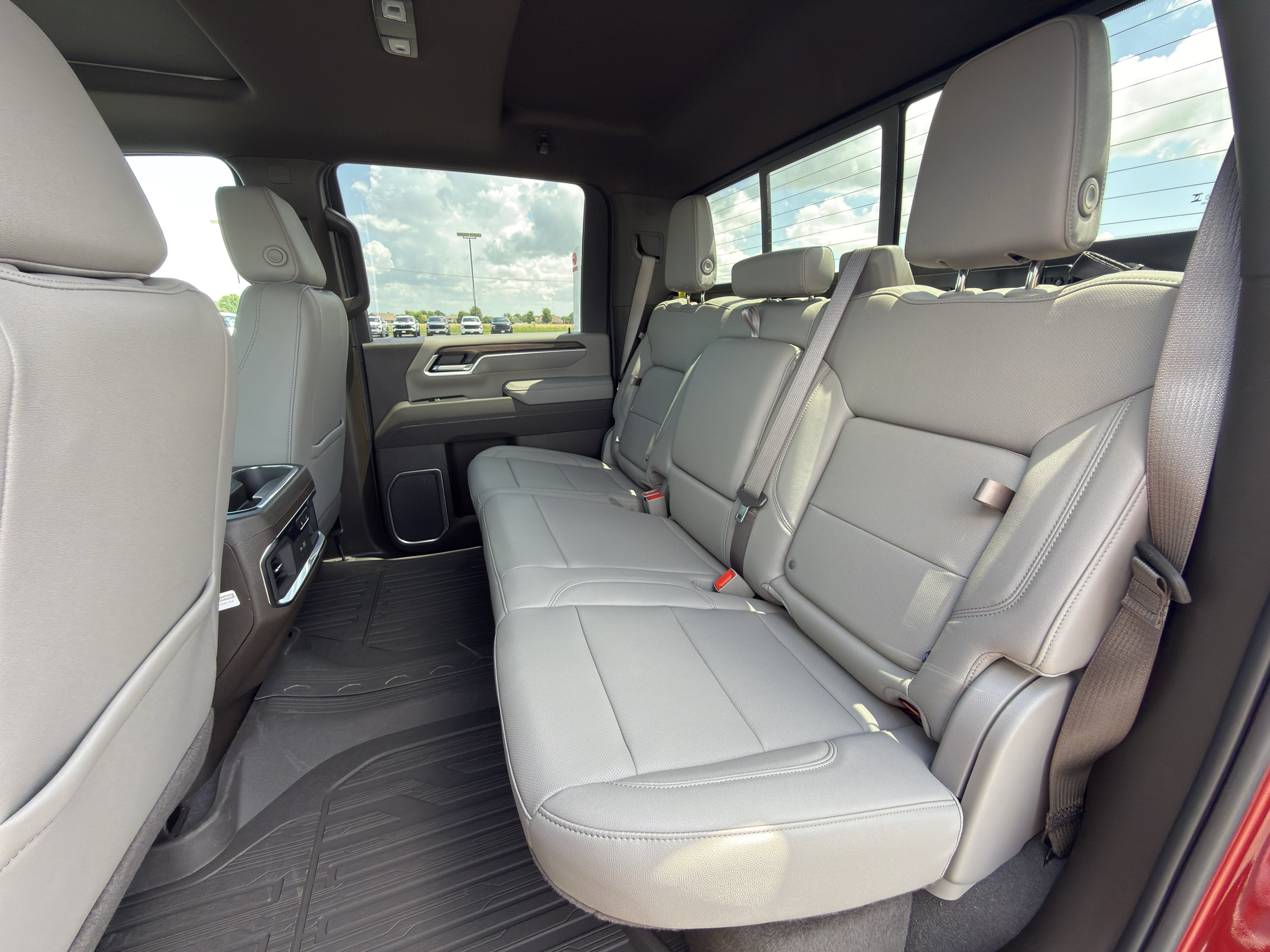 New 2026 GMC Sierra 3500 SLT w/ SLT Premium Package AWD/4WD image 14