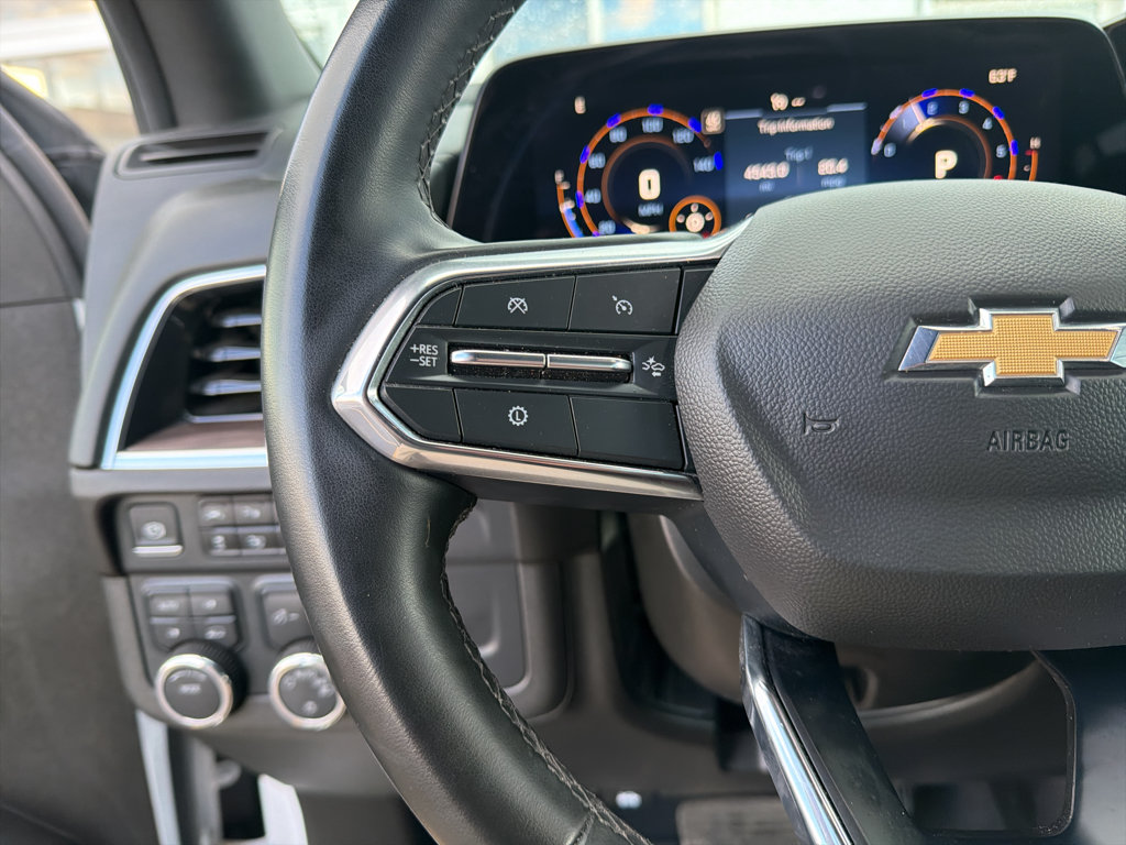 Used 2025 Chevrolet Suburban LT AWD/4WD image 10