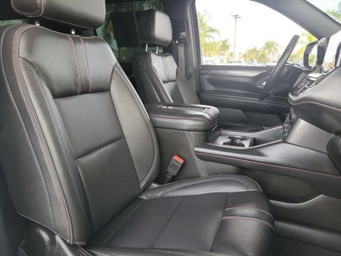 Used 2023 Chevrolet Suburban RST w/ Luxury Package AWD/4WD image 21