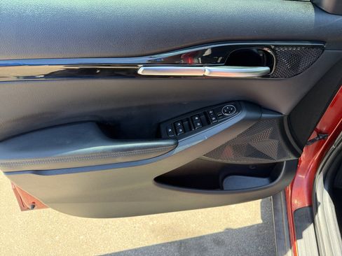 Used 2024 Kia Seltos S FWD image 13
